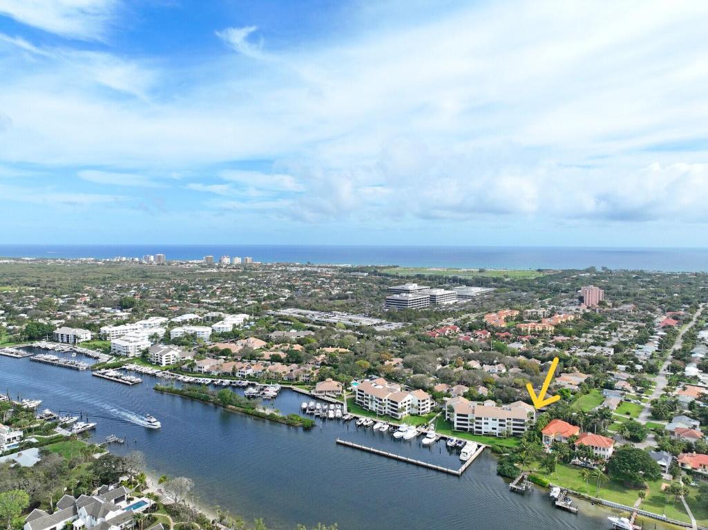 911 Oak Harbour Drive