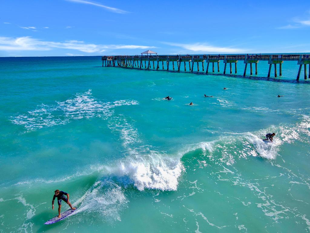 911 Oak Harbour Drive