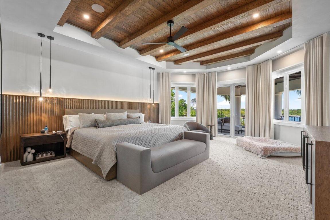 3208 Pilots Point Circle