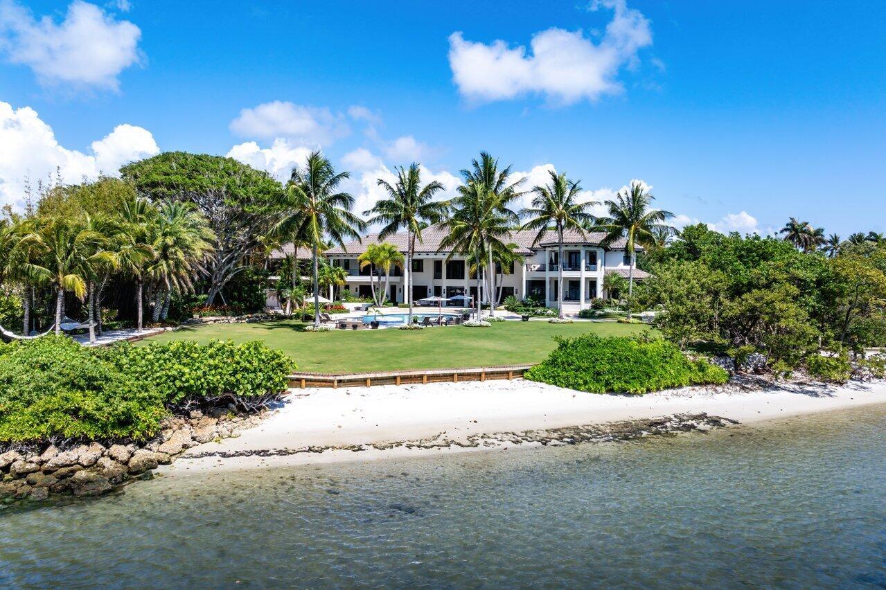 3208 Pilots Point Circle