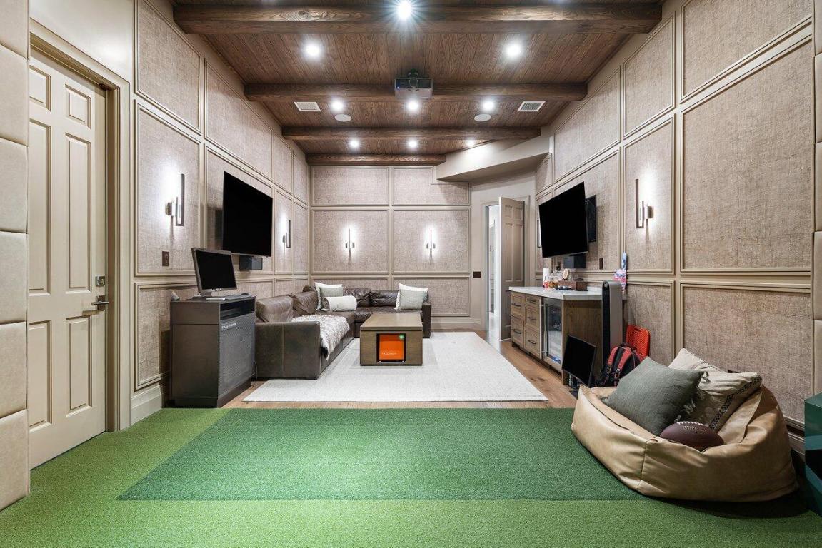 3208 Pilots Point Circle