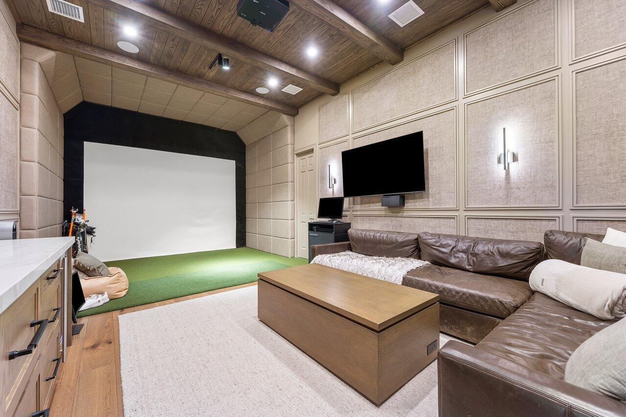 3208 Pilots Point Circle