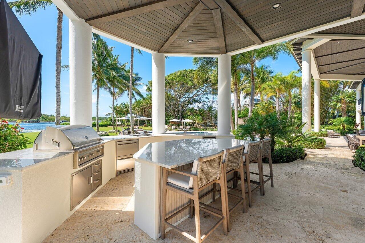 3208 Pilots Point Circle