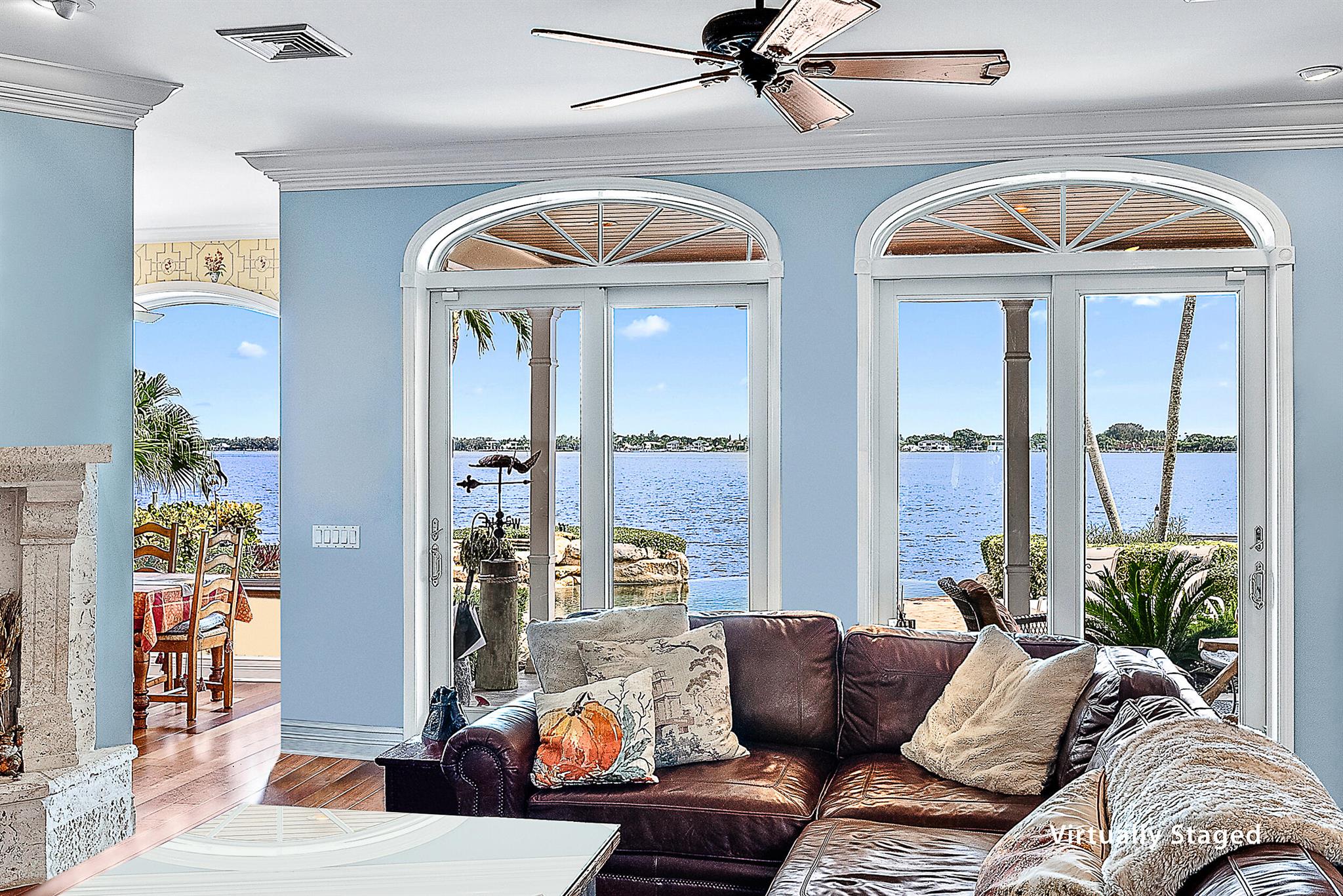 20 Yacht Club Place