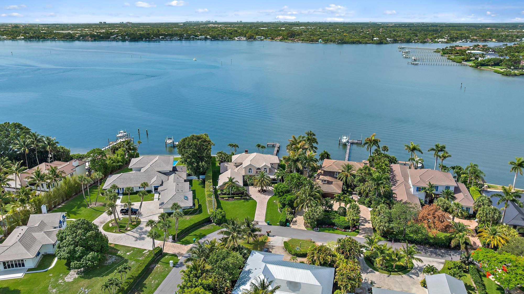20 Yacht Club Place