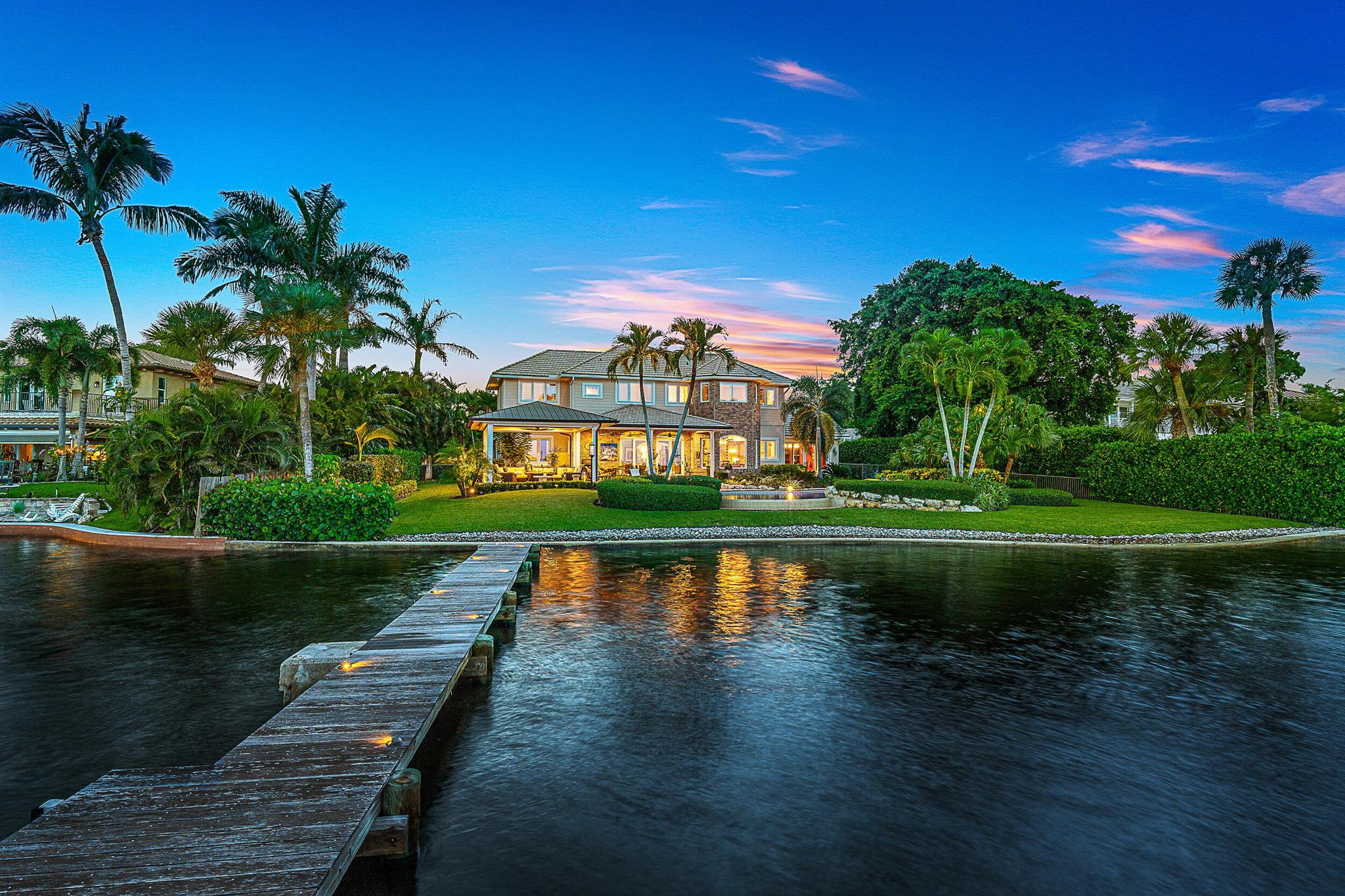 20 Yacht Club Place