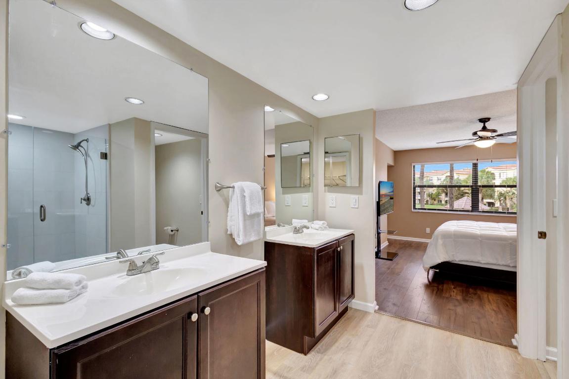 600 Uno Lago Drive 205