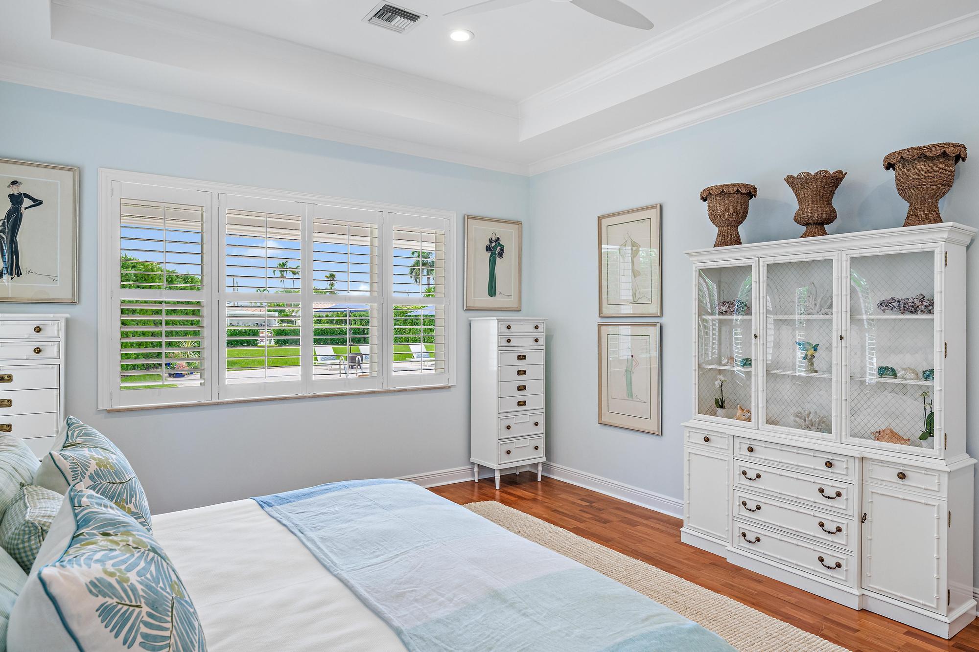 839 Country Club Drive