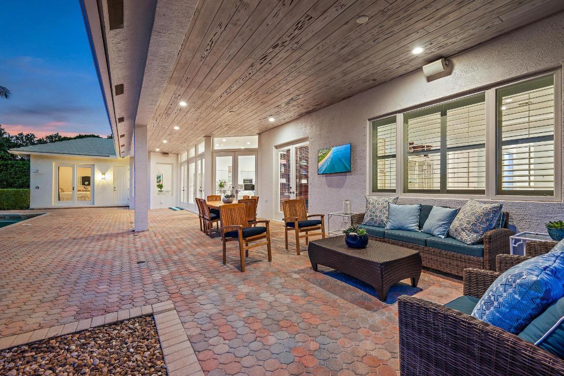 839 Country Club Drive