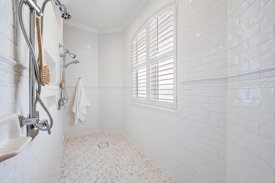 839 Country Club Drive