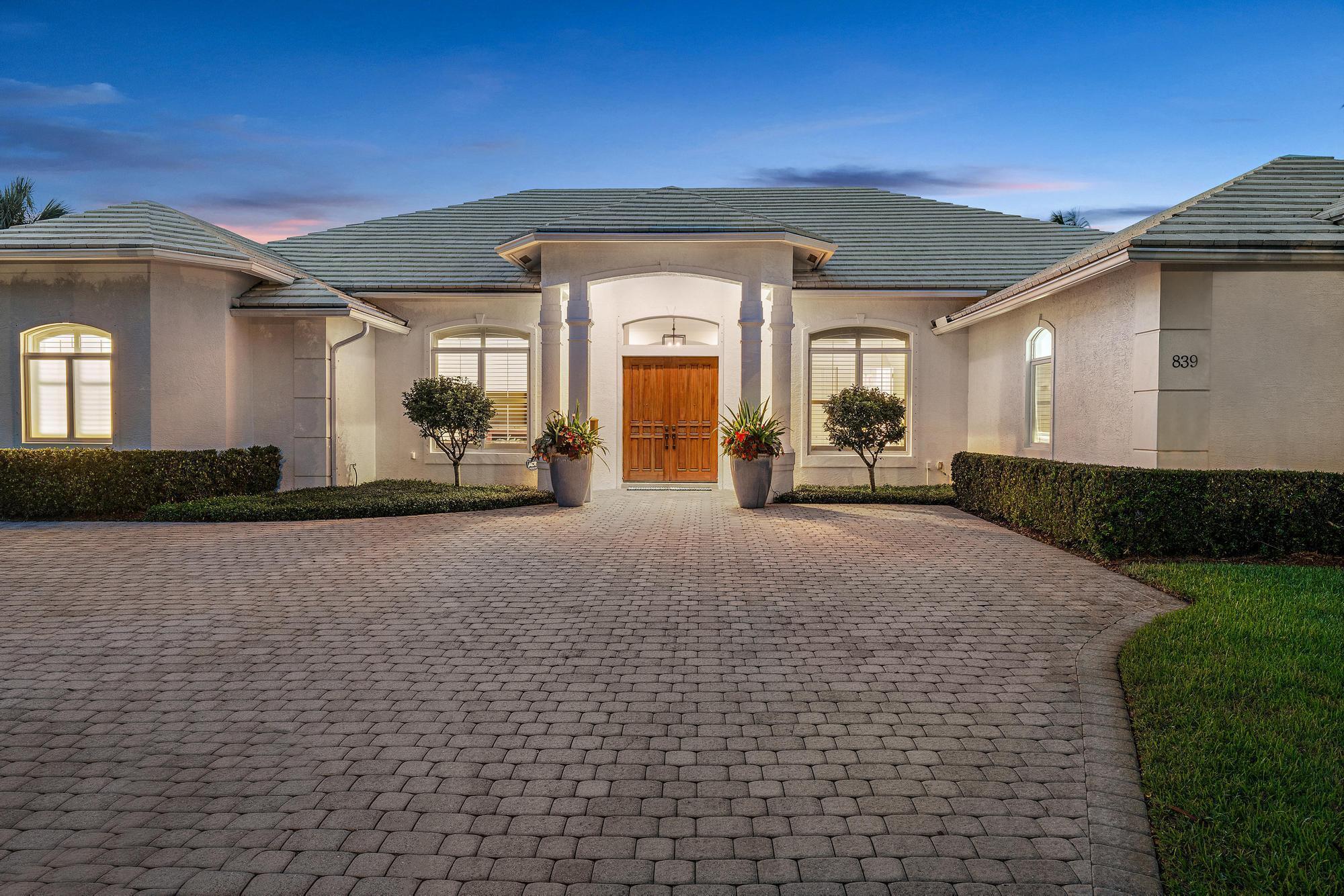 839 Country Club Drive