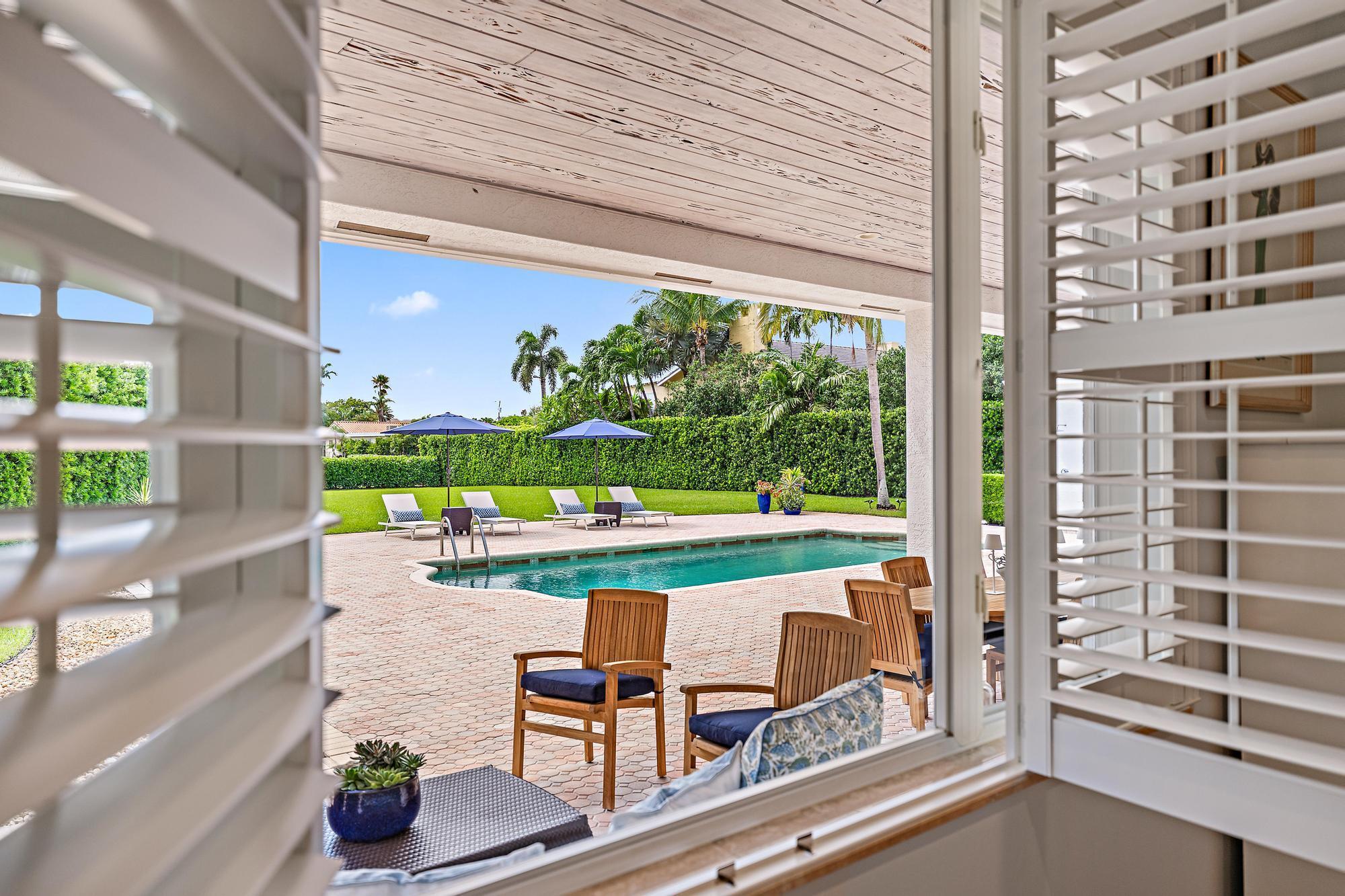 839 Country Club Drive