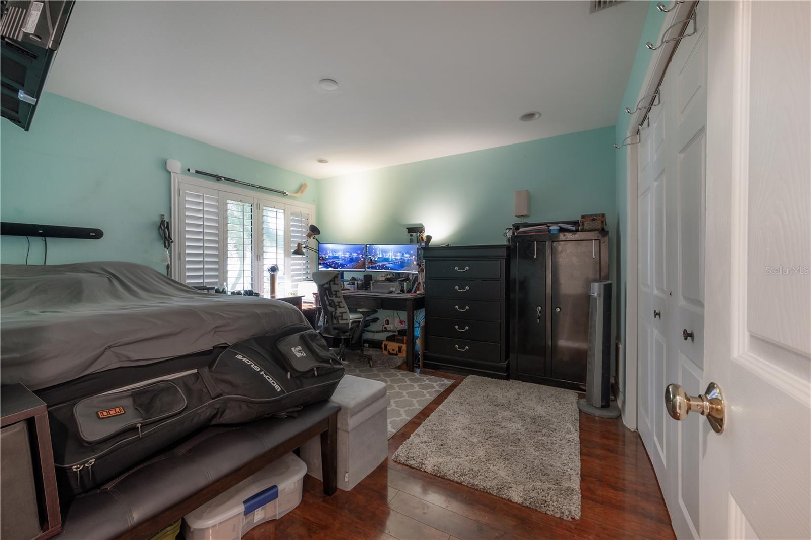 2669 FRISCO DR
