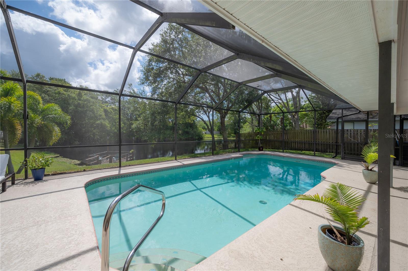 2669 FRISCO DR