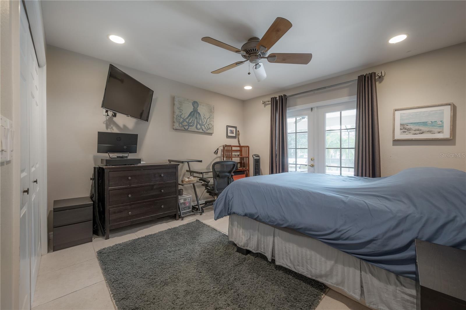 2669 FRISCO DR