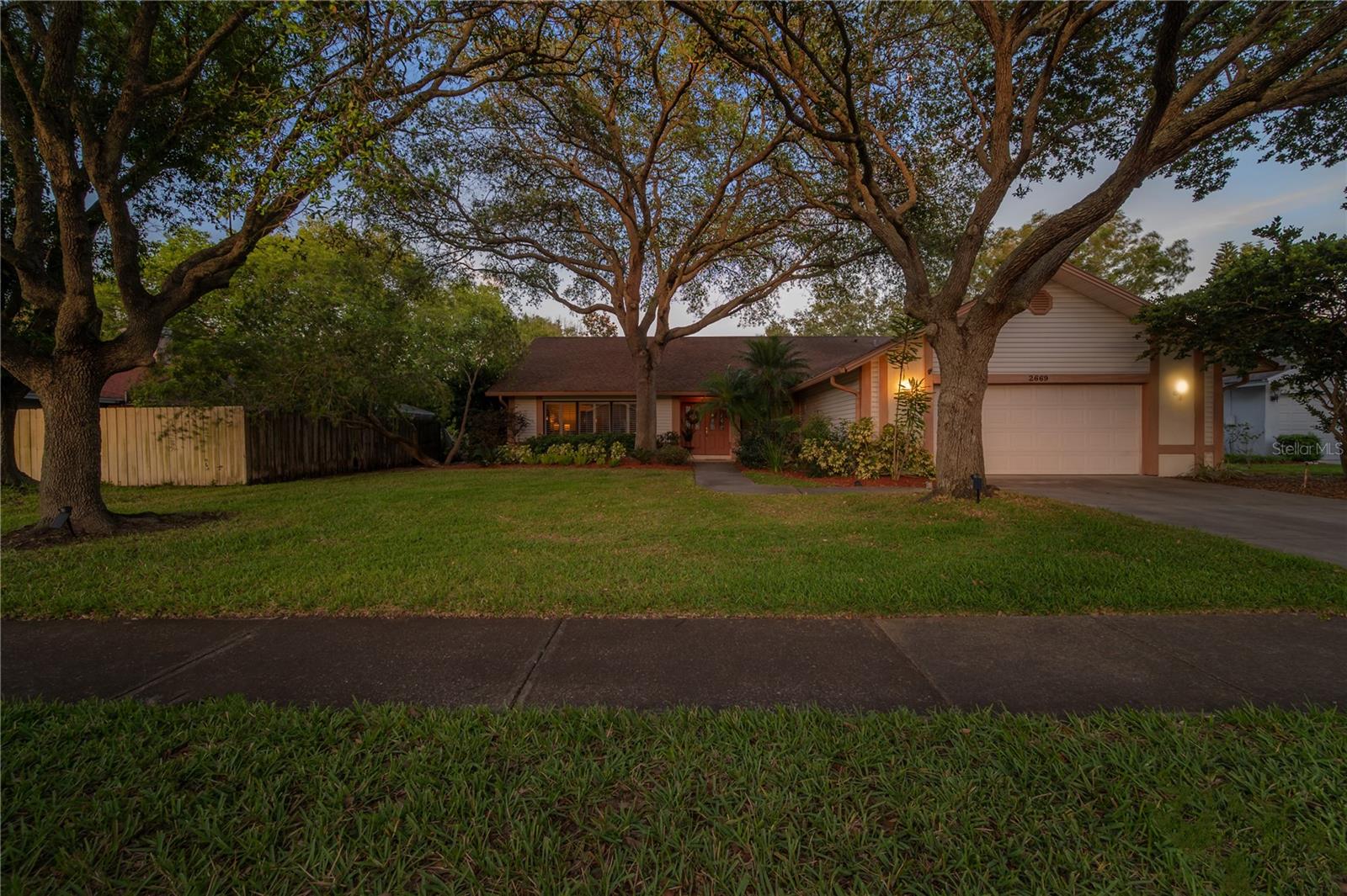 2669 FRISCO DR