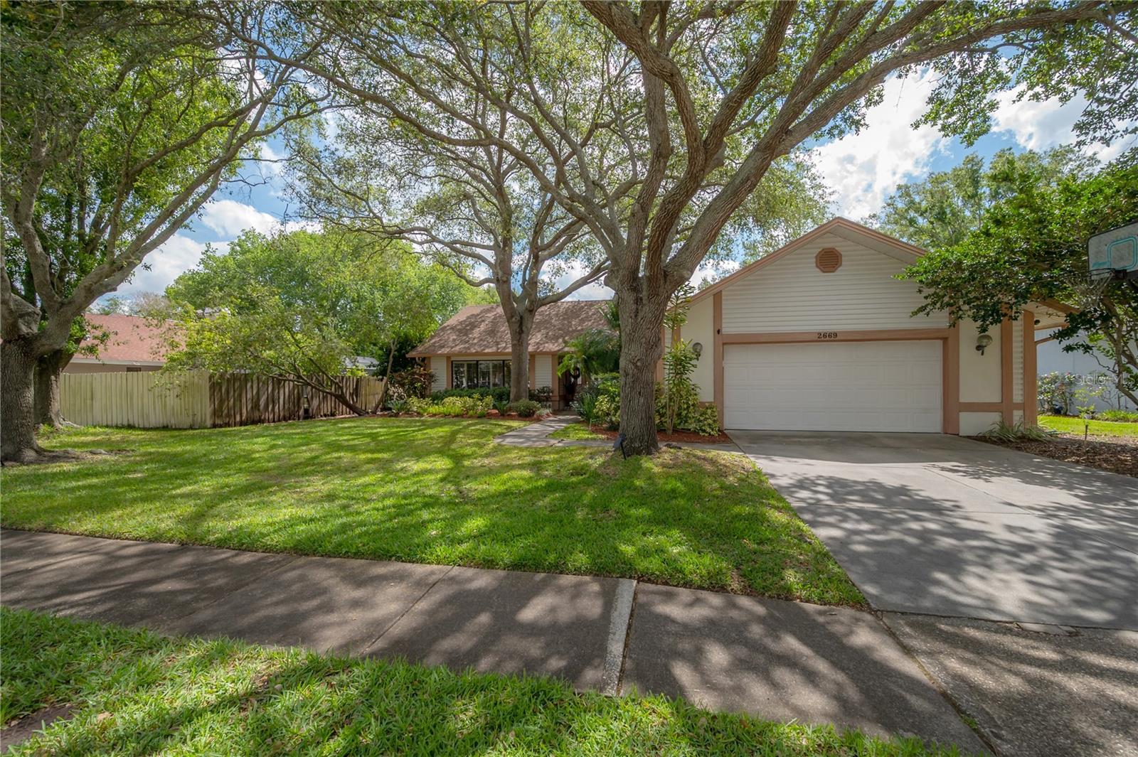 2669 FRISCO DR