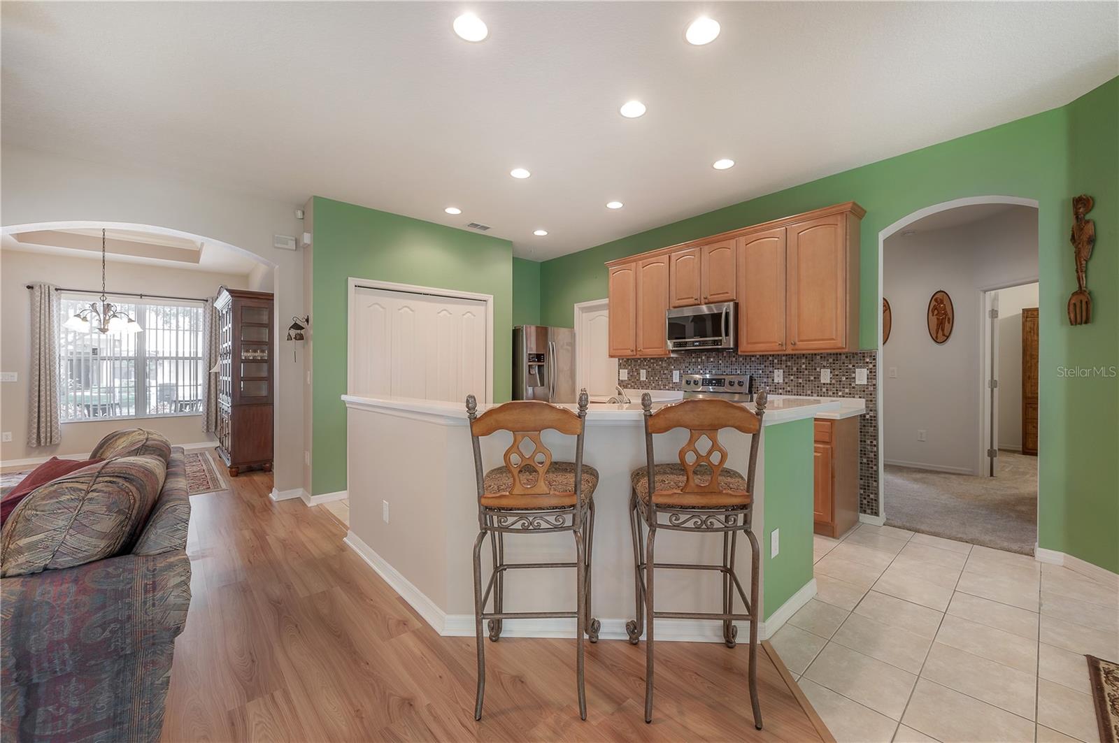 7834 RIVERWOOD OAKS DR