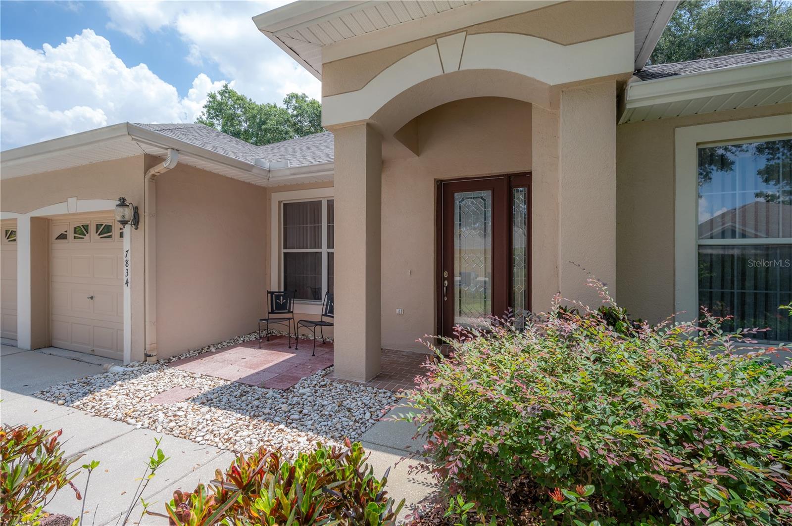 7834 RIVERWOOD OAKS DR