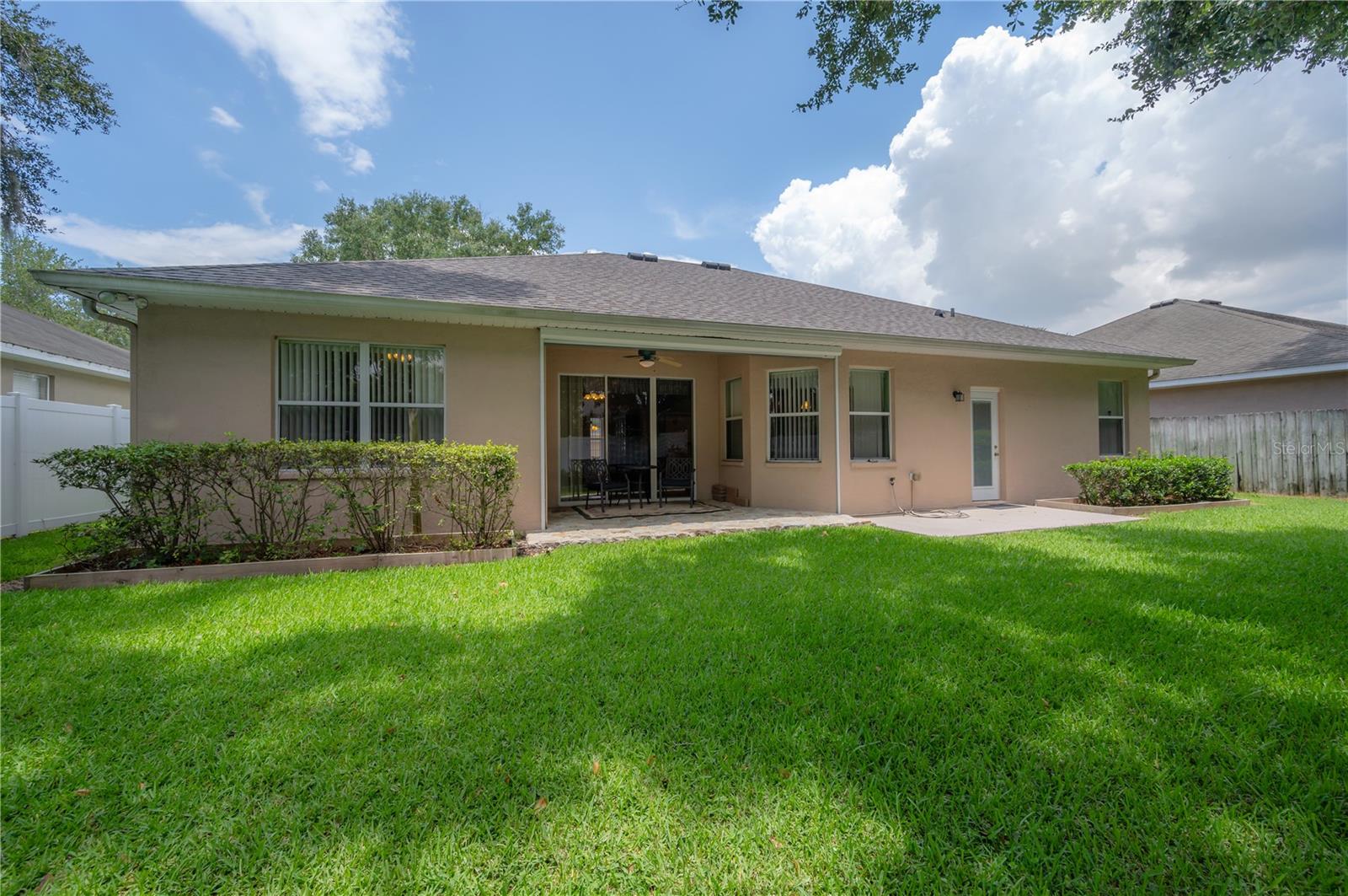7834 RIVERWOOD OAKS DR