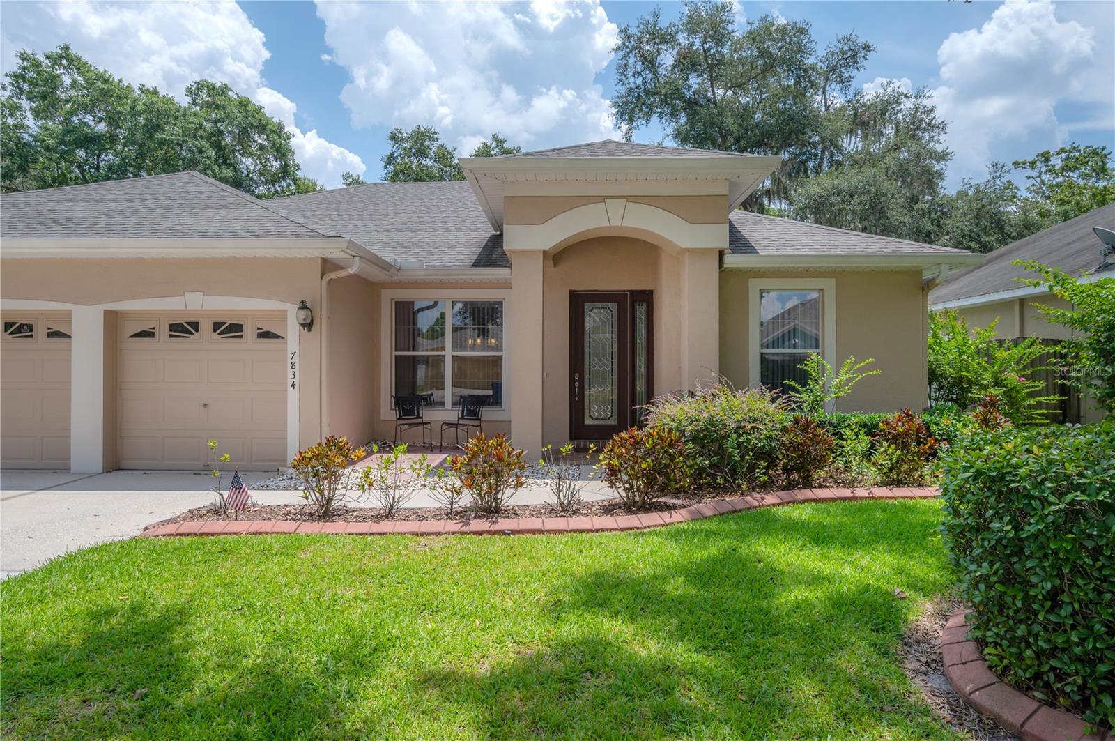 7834 RIVERWOOD OAKS DR