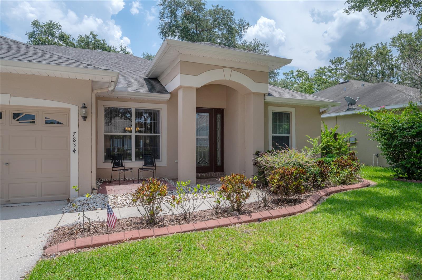 7834 RIVERWOOD OAKS DR