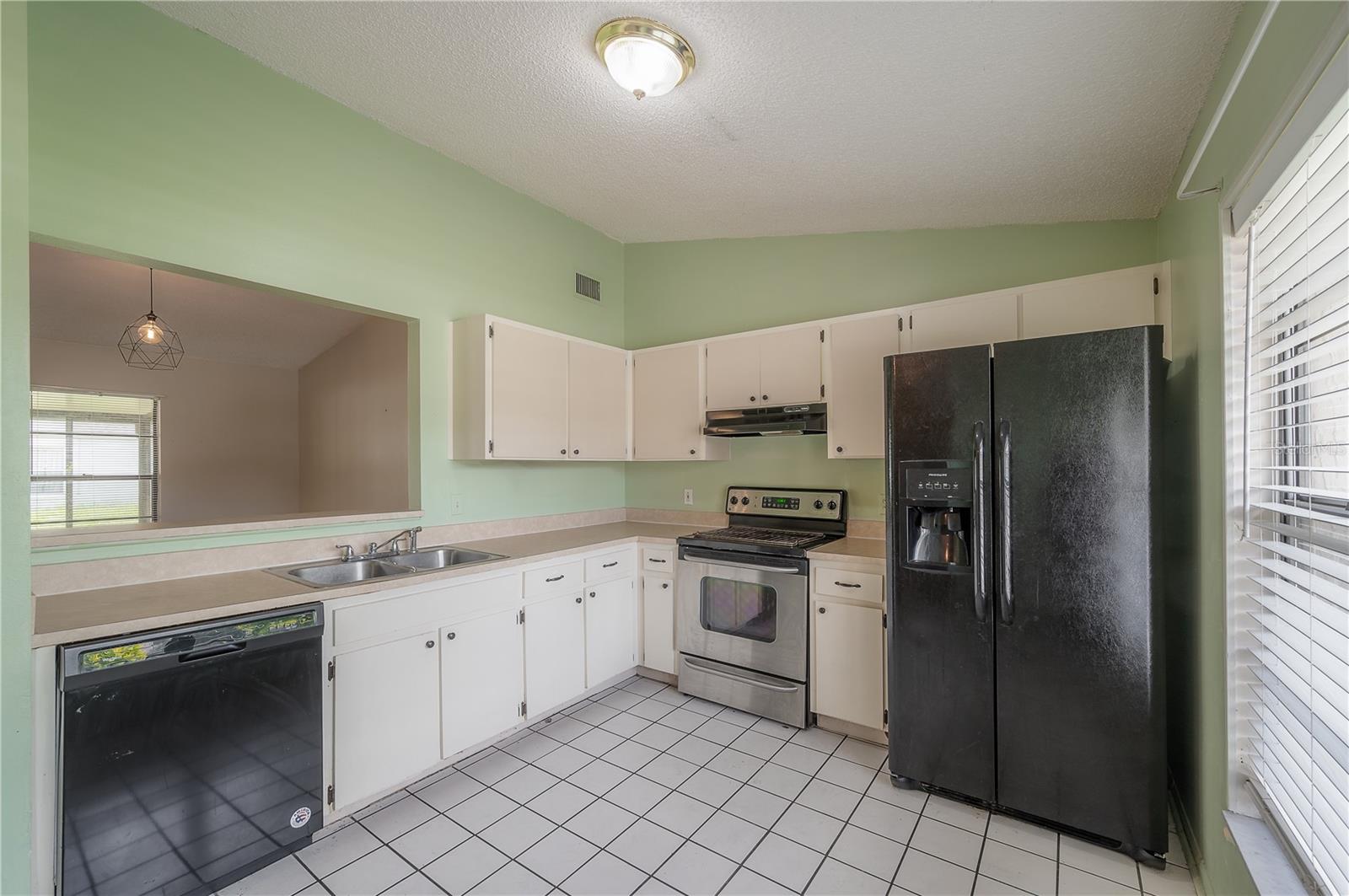 1906 BOW CT