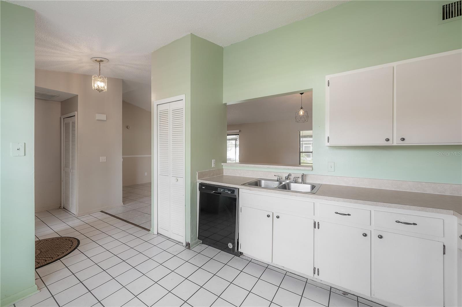1906 BOW CT