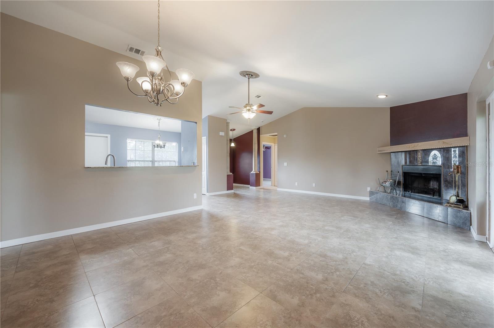 1310 WINDJAMMER PL