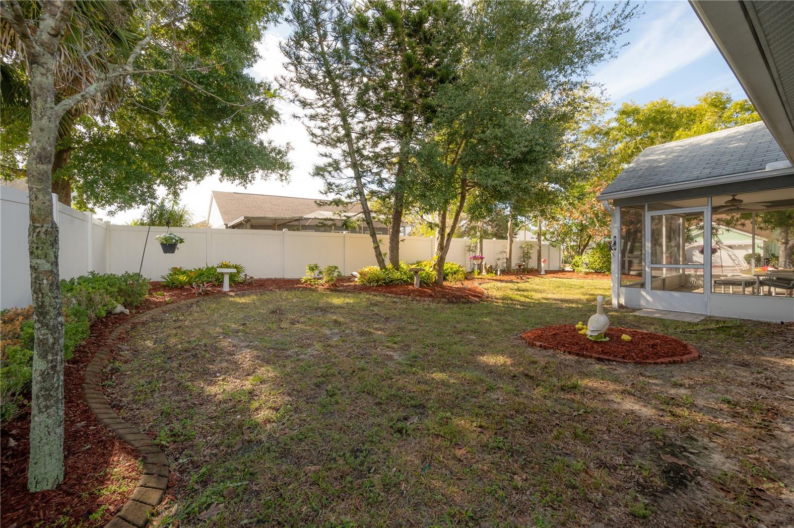 10328 COUNTRYWOOD LN