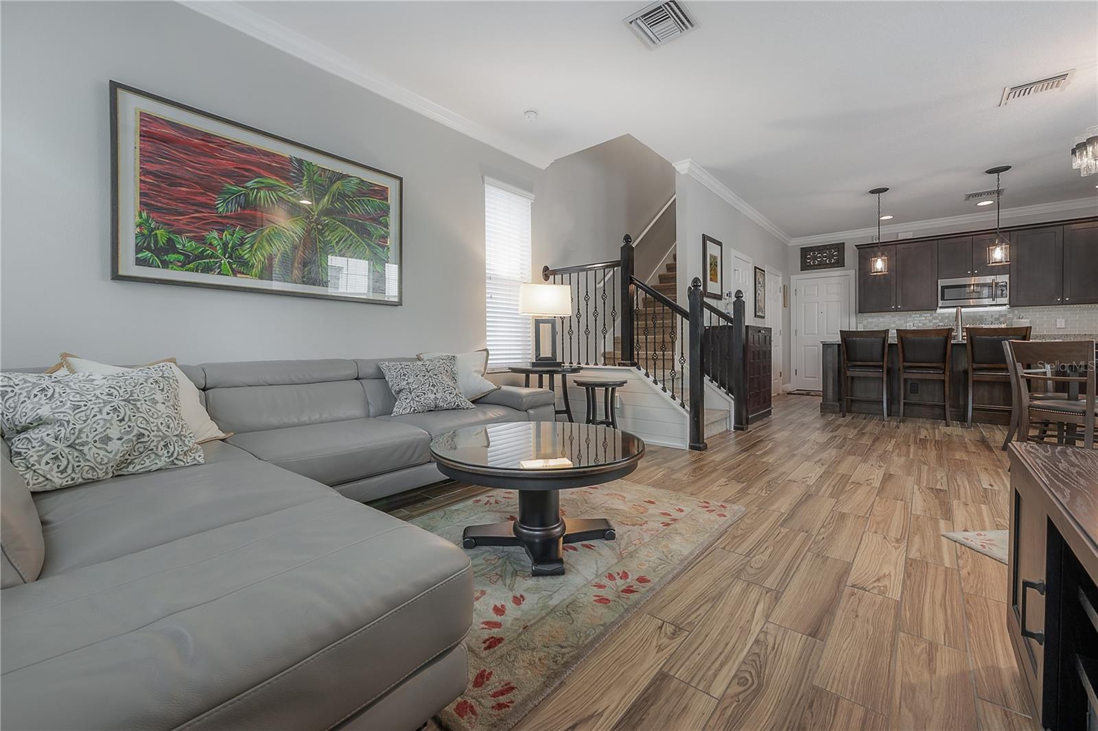 319 VISTA CRUISER LN