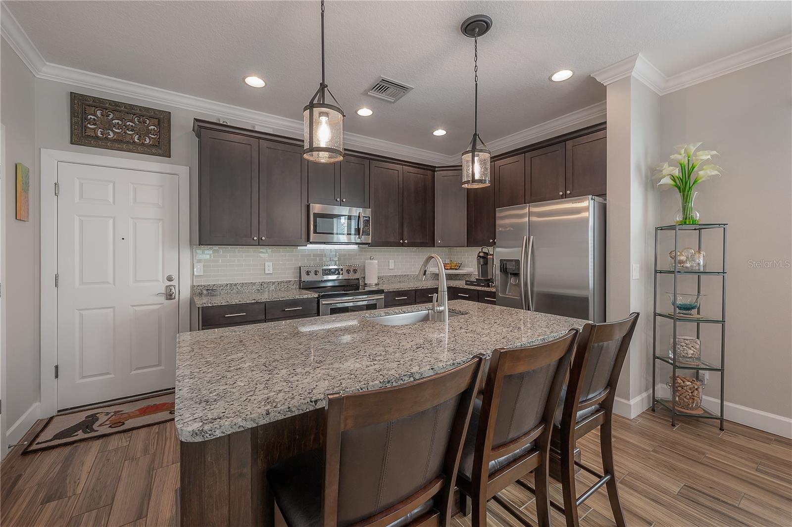319 VISTA CRUISER LN
