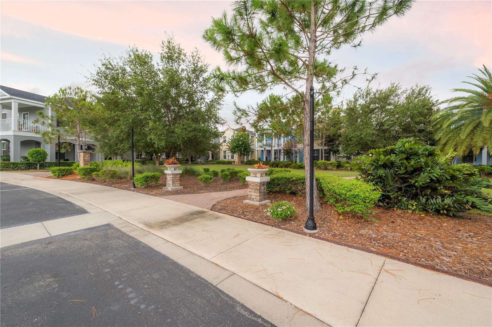 319 VISTA CRUISER LN