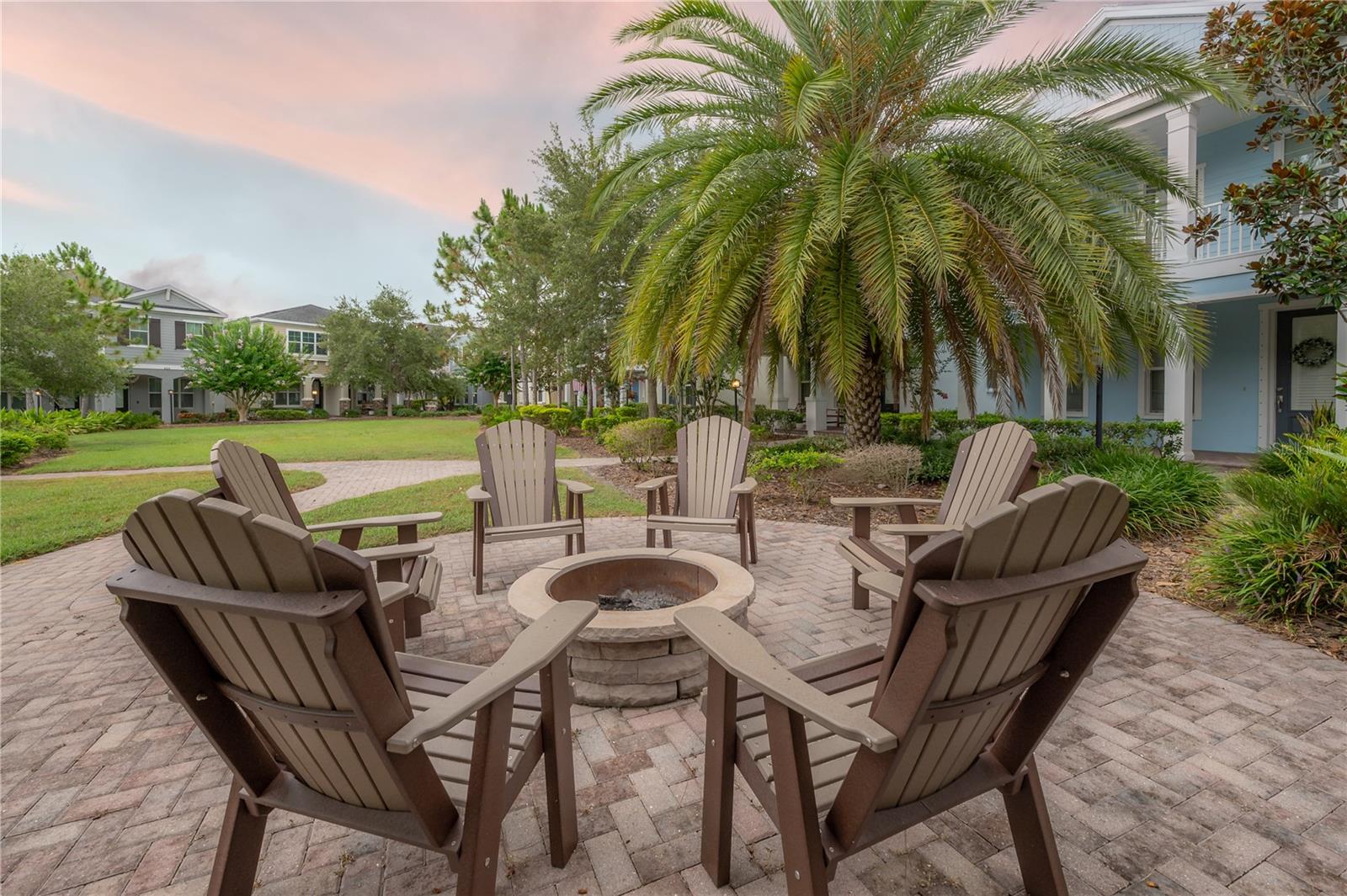 319 VISTA CRUISER LN