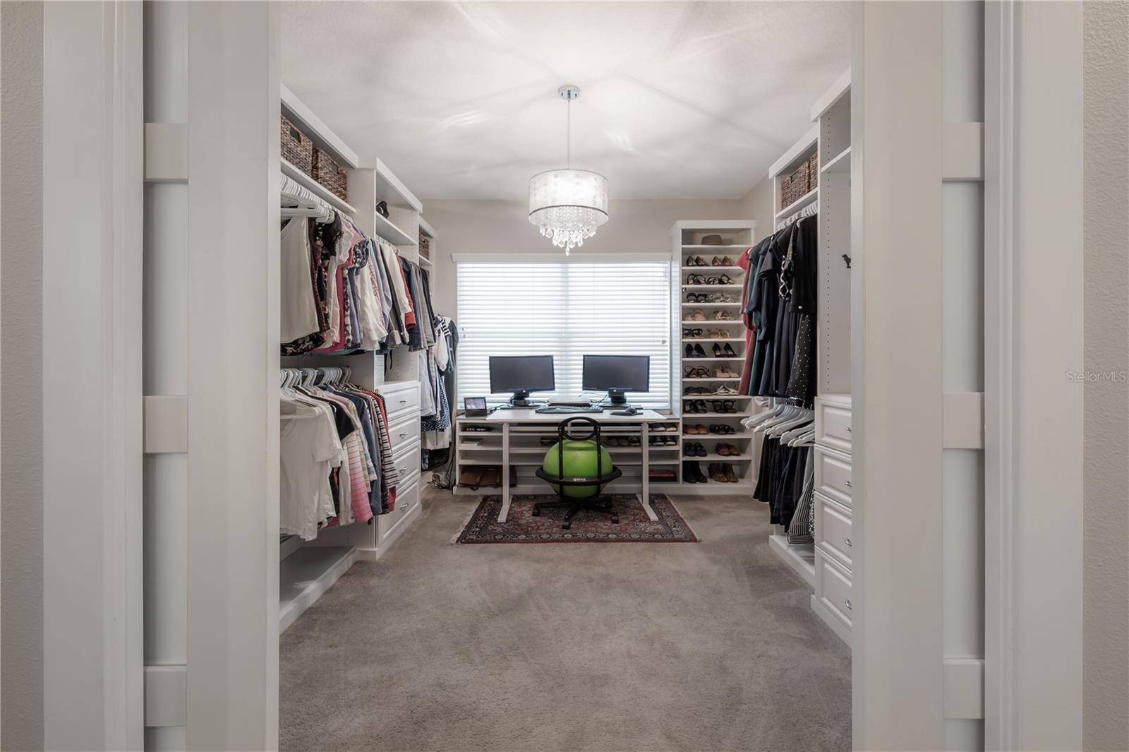 319 VISTA CRUISER LN