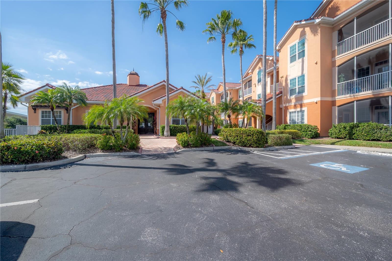 5000 CULBREATH KEY WAY #8-201