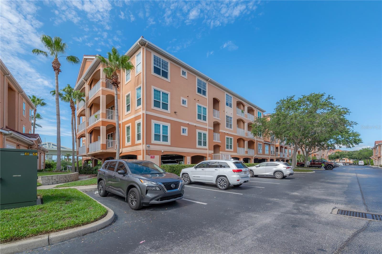 5000 CULBREATH KEY WAY #8-201