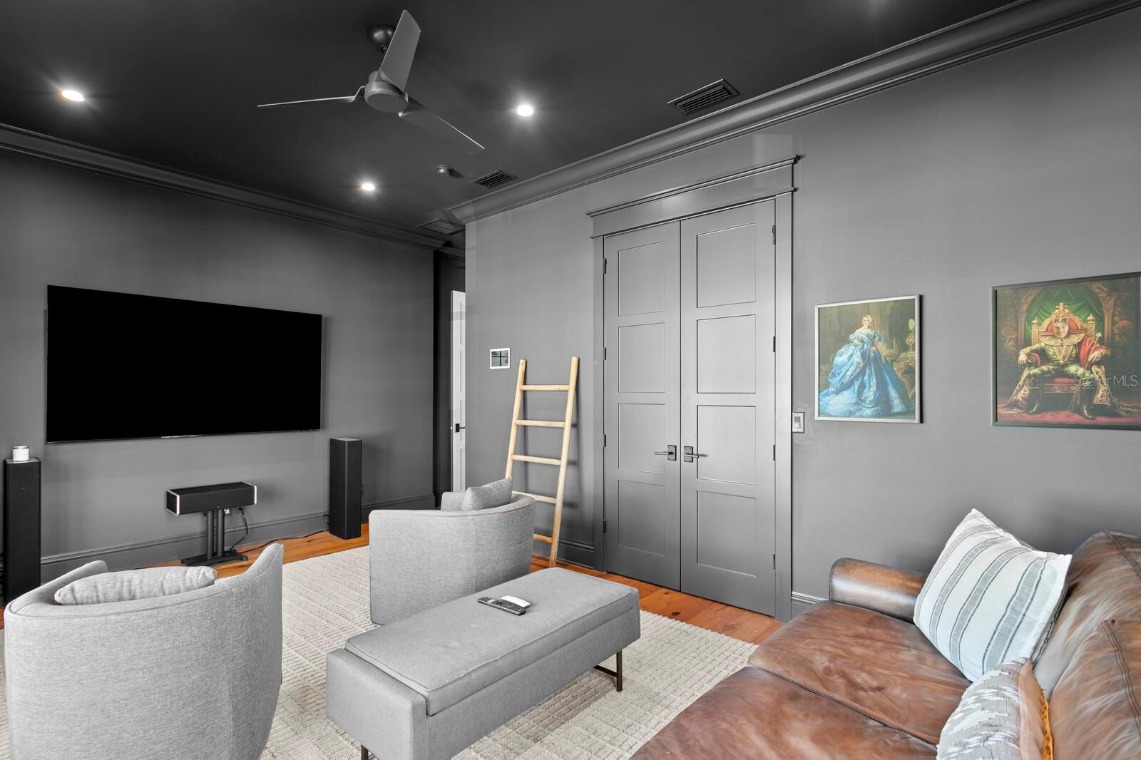5104 HOMER AVE W