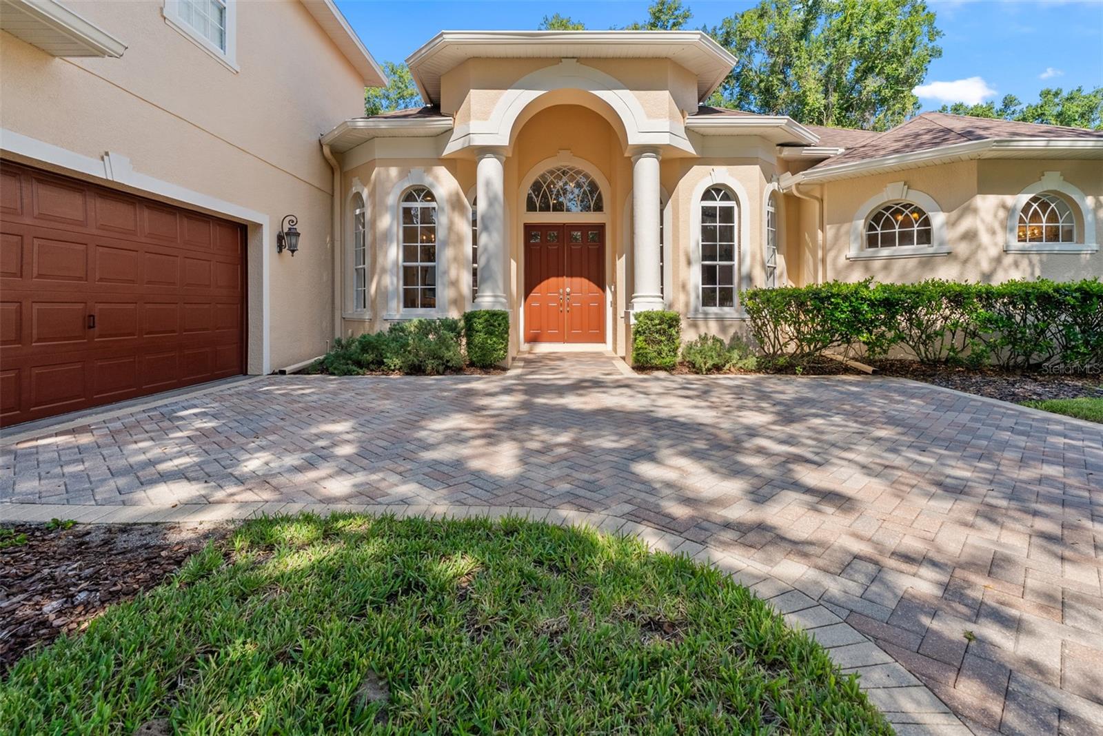 1753 CROOKED OAK LN