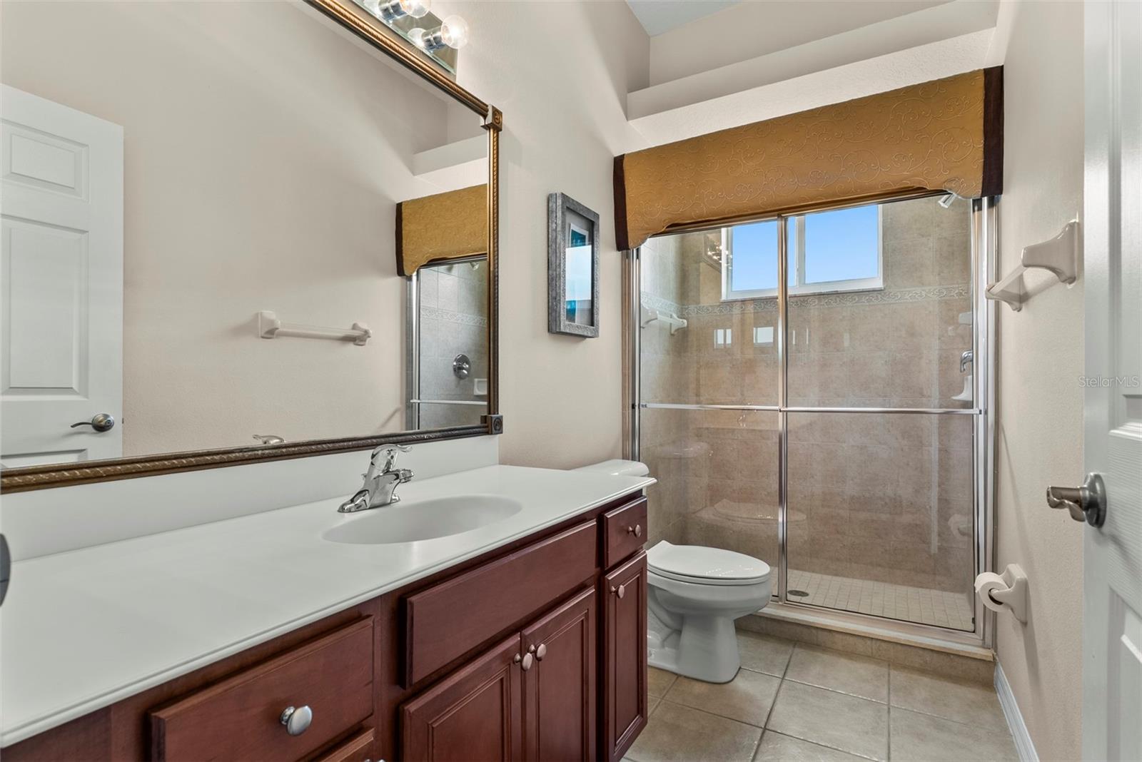 1753 CROOKED OAK LN