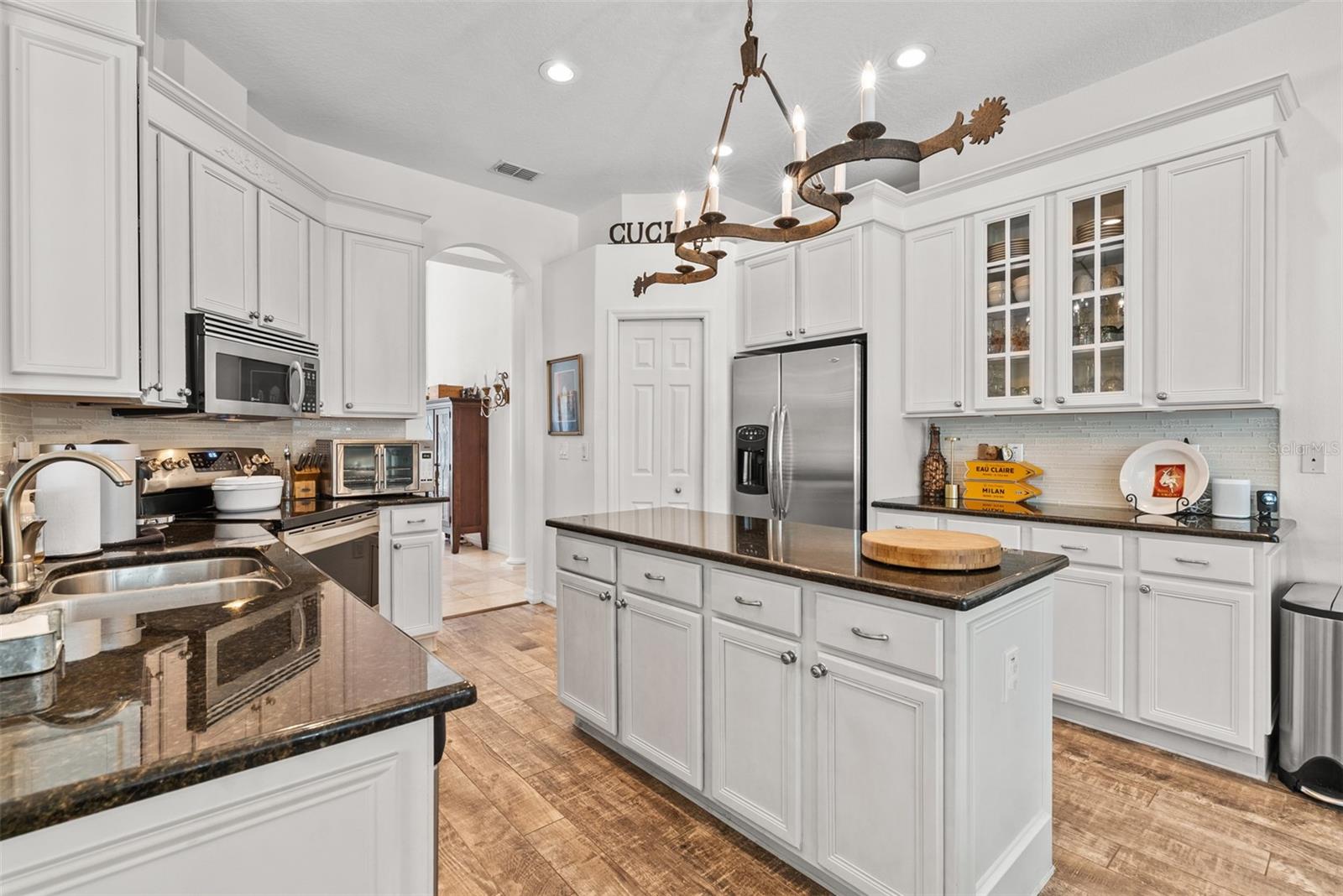 1753 CROOKED OAK LN