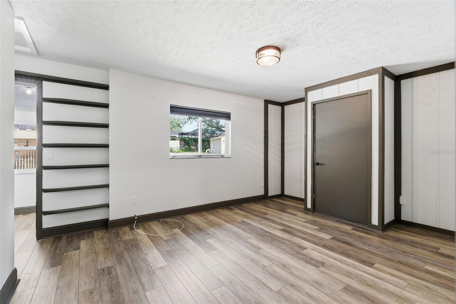 4110 HELENE PL