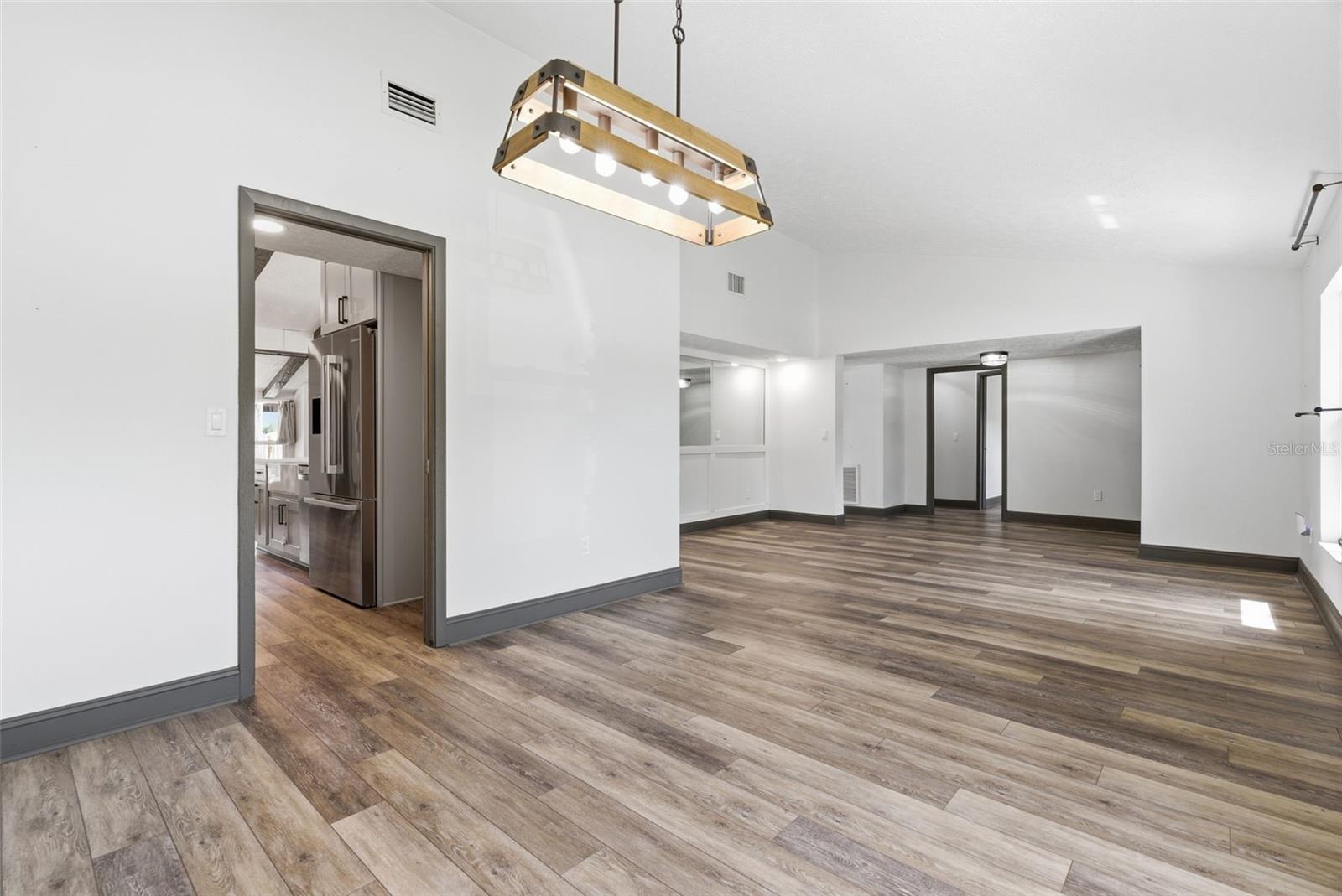 4110 HELENE PL