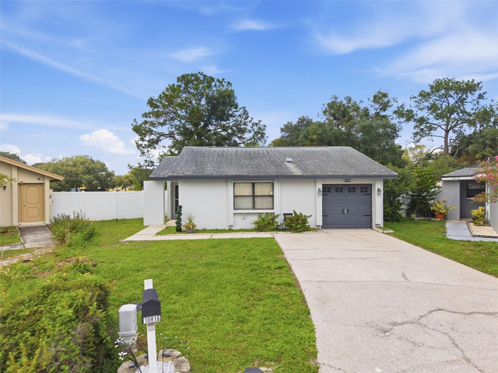 10816 FAIRFIELD VILLAGE DR