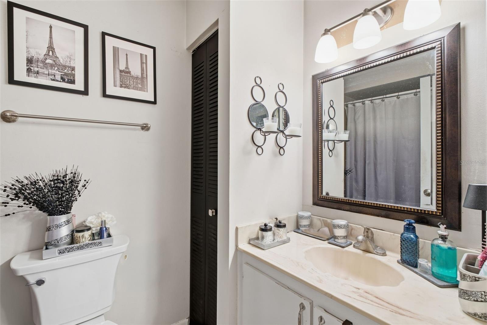10816 FAIRFIELD VILLAGE DR