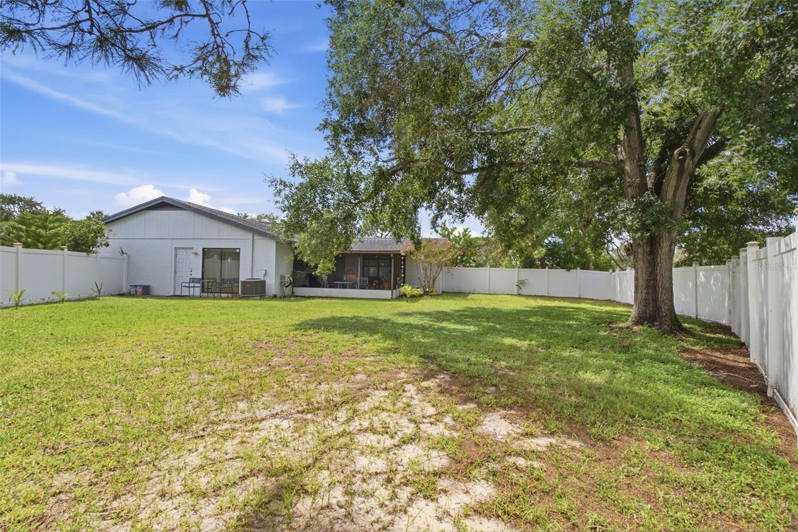 10816 FAIRFIELD VILLAGE DR