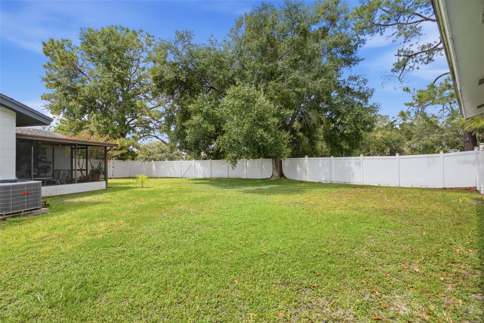 10816 FAIRFIELD VILLAGE DR