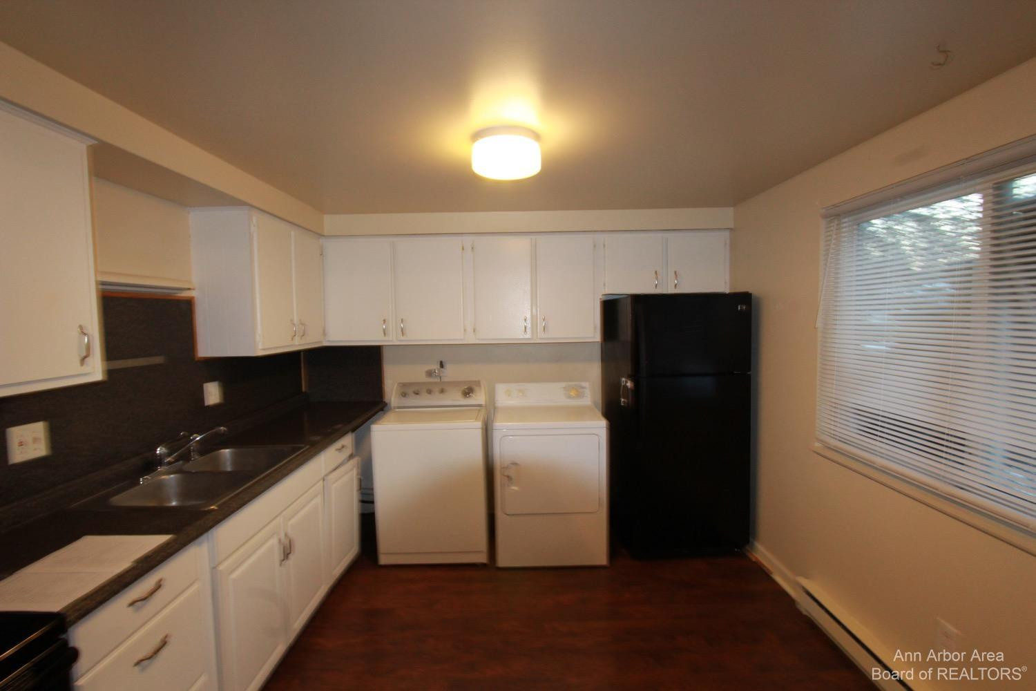 1002 Fountain Street, B