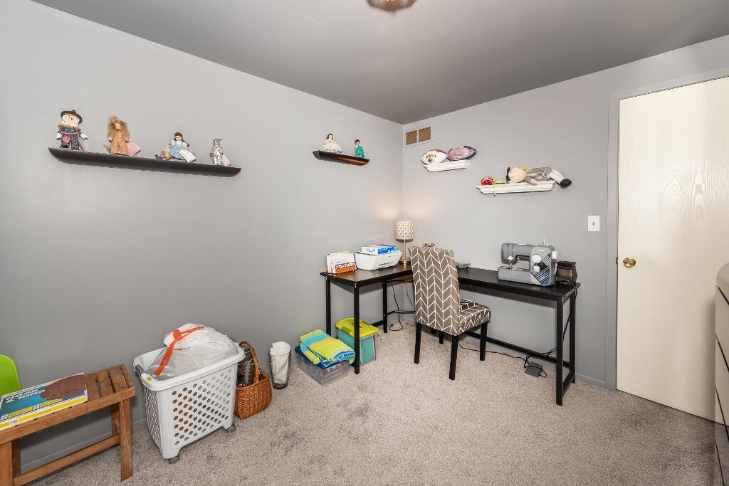 7970 Meadowview Court