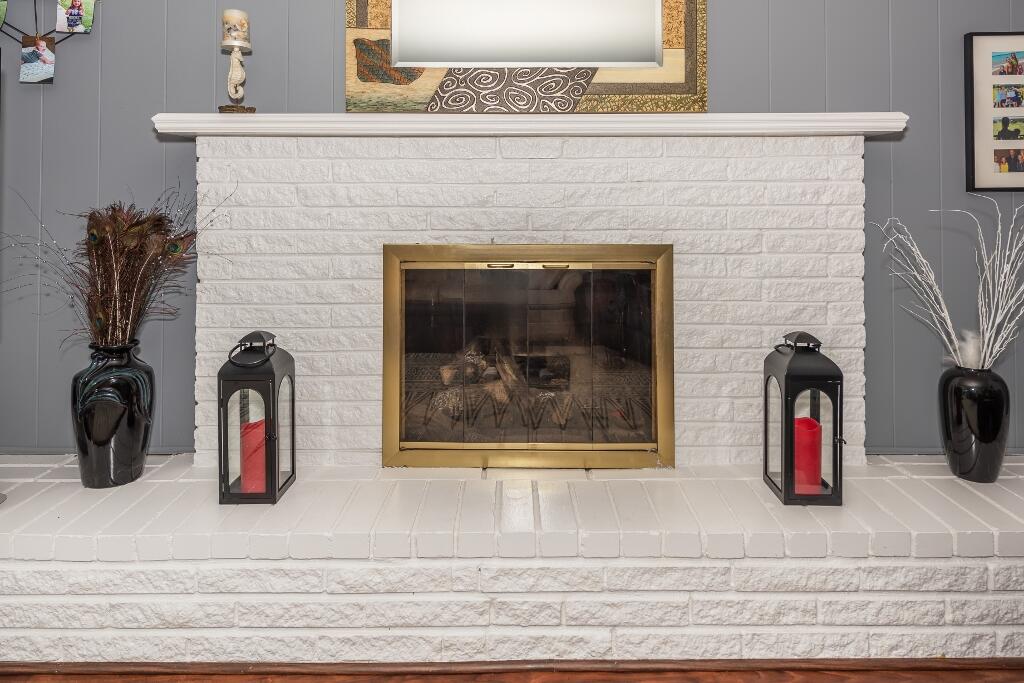 7970 Meadowview Court